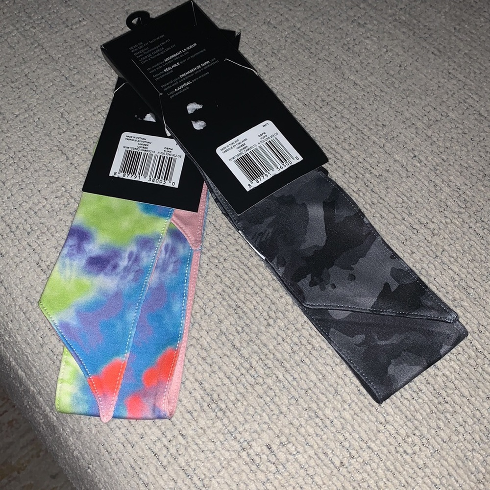 Nike Bundle Head Tie NWT - Picture 2 of 3